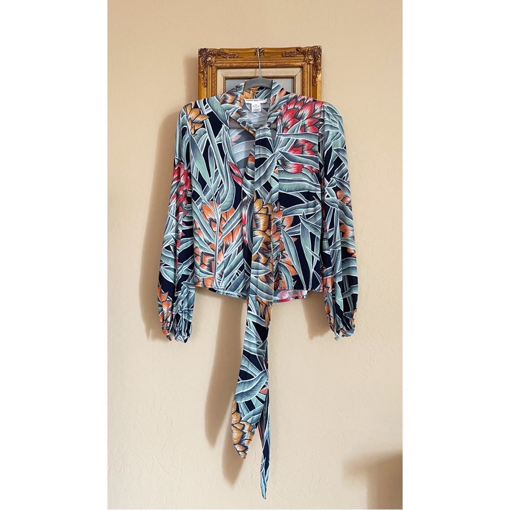 REVOLVE MARA HOFFMAN Black Green Red Tropical Print Tie Neck Deep V Blouse Top - Picture 14 of 15